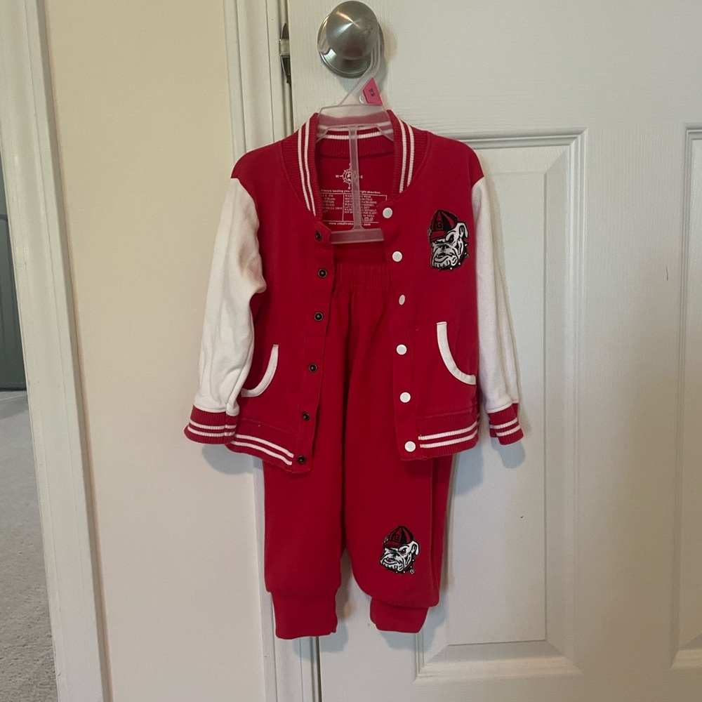 University of GA “Go Dawgs” body, sweatshirt and pants + a swaddle
